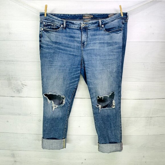 Torrid Womens Boyfriend Straight Vintage Stretch Mid-Rise Jean Distressed 20R - Picture 4 of 14